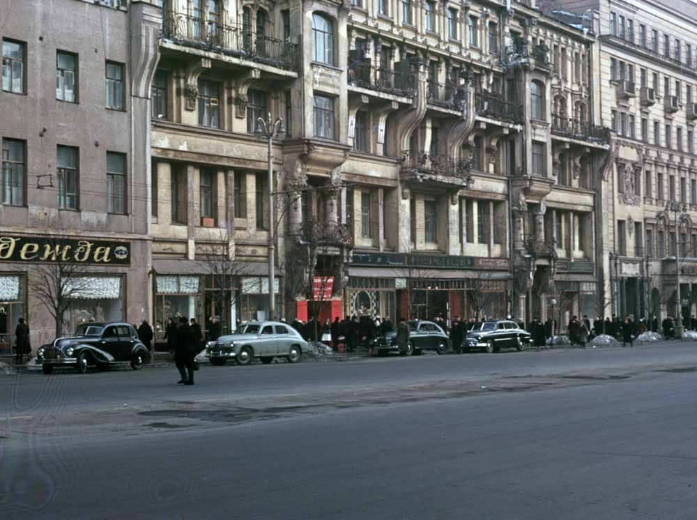 Фасади на вулиці Горького (нині – Тверська) в Москві
